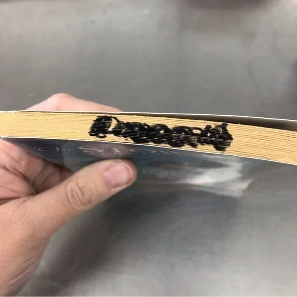 The Stowaway: A Tale of California Pirates by: Kristiana Gregory, paperback book - Picture 5 of 5